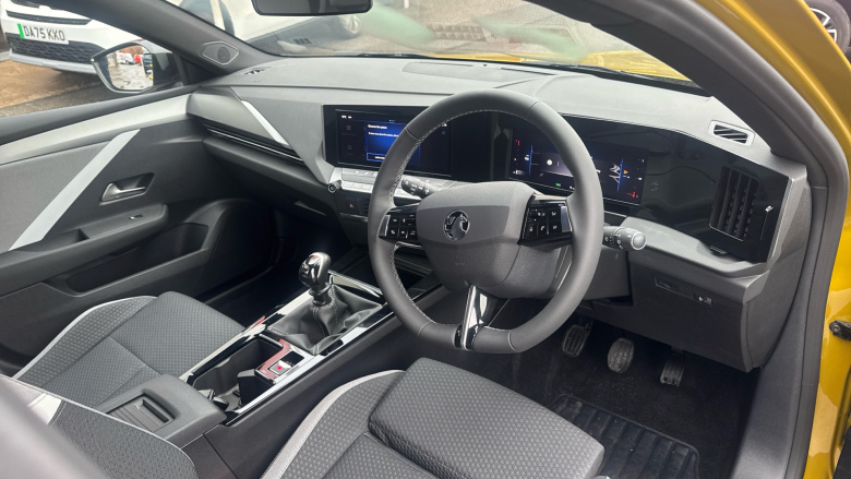 Vauxhall Astra 1.2 Turbo 130 Griffin 5dr Petrol Hatchback